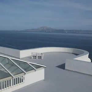 Guest house Floating House, Tarifa
